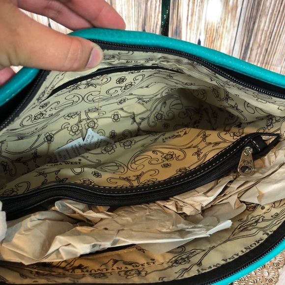 Montana West Concealed Carry Black Buckle Bag - Picture 4 of 5